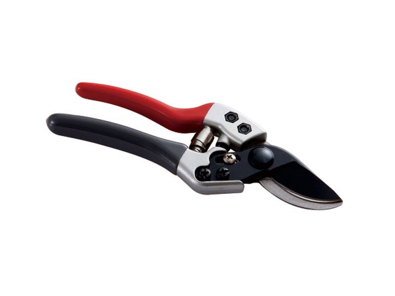 HIGH GRADE PRUNING SCISSORS