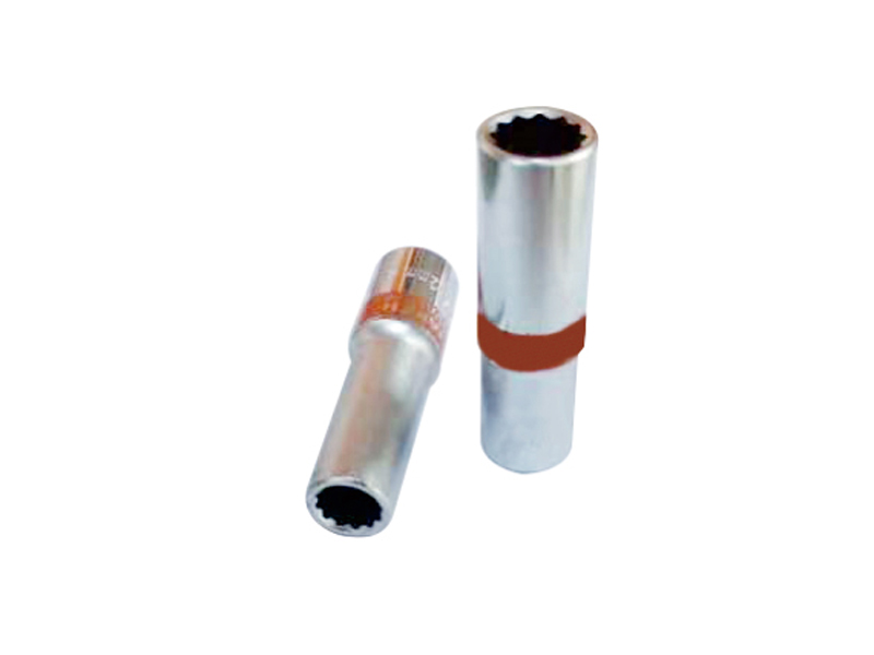 1/2”ORANGE-RED WITH TWELVE POINT LONG SOCKET